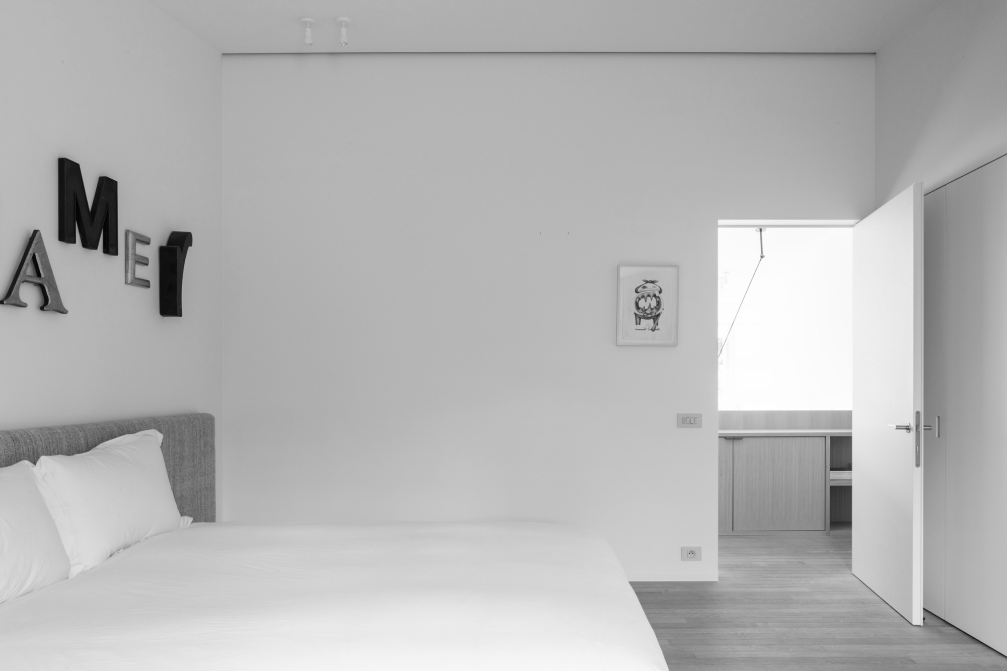 Residence - LR